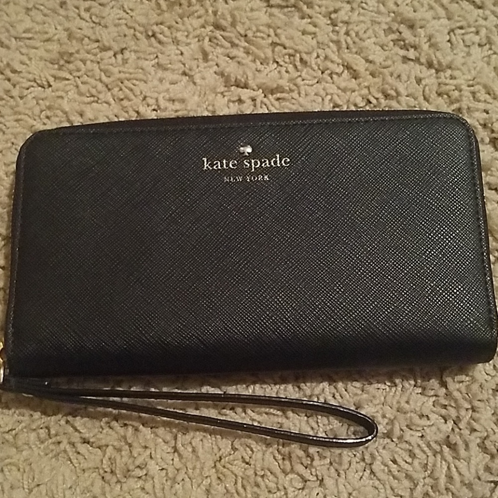 Black Kate Spade wallet